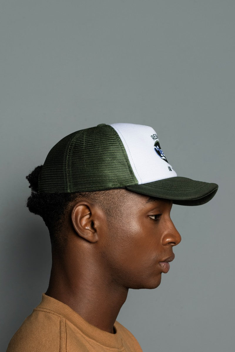 Resort Merch Trucker