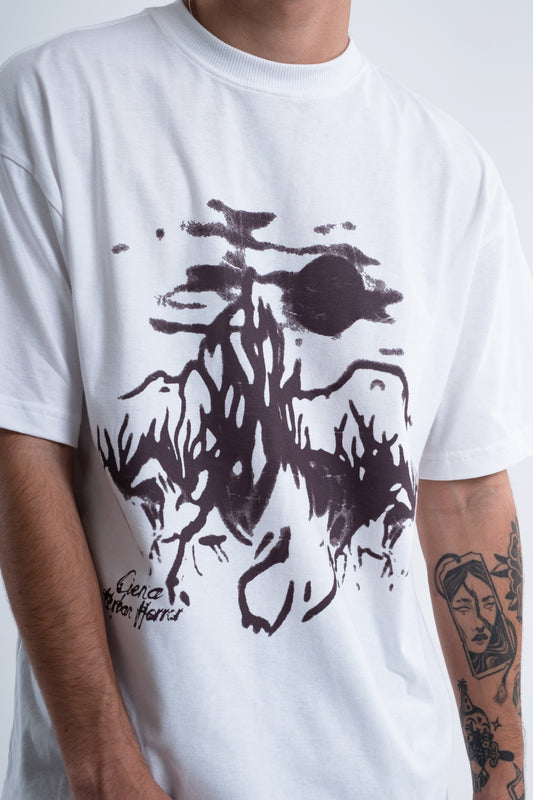Detalhe da ilustração da Mula sem Cabeça Classic Tee