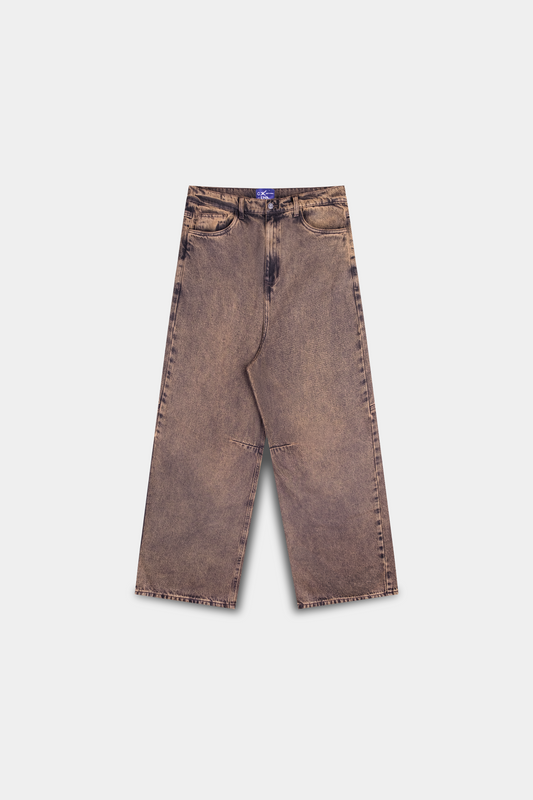 Calça jeans baggy Mud Brown Denim marrom em vista frontal