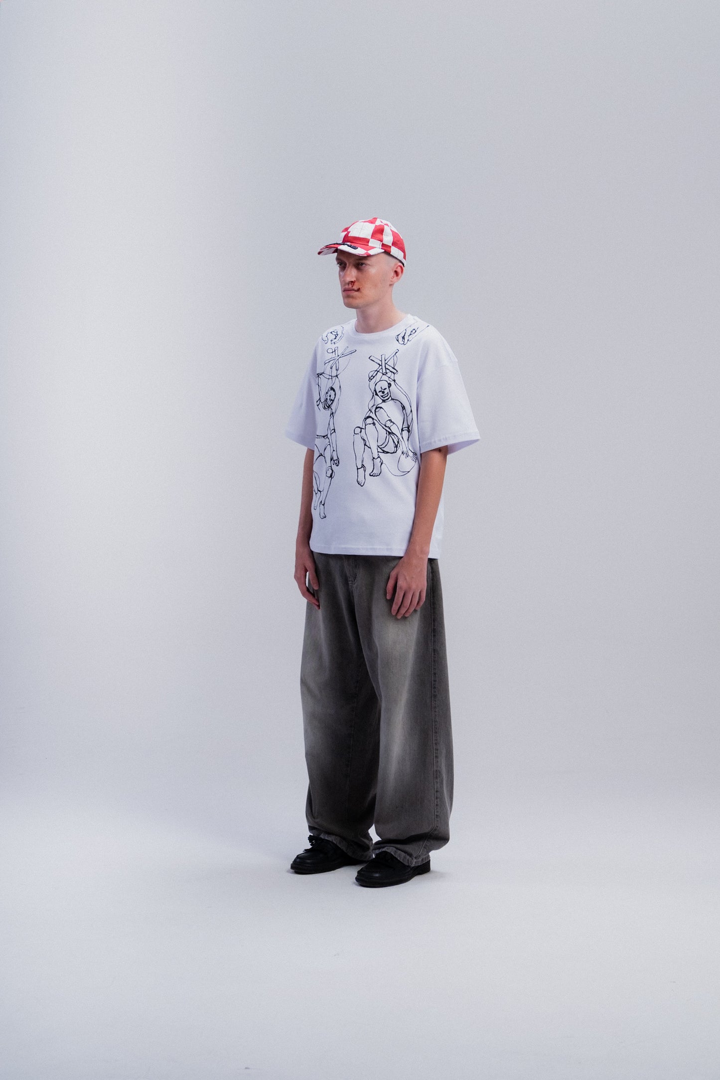 Marionetes Cienuda Heavy Tee da CIENA - camiseta, foto no corpo