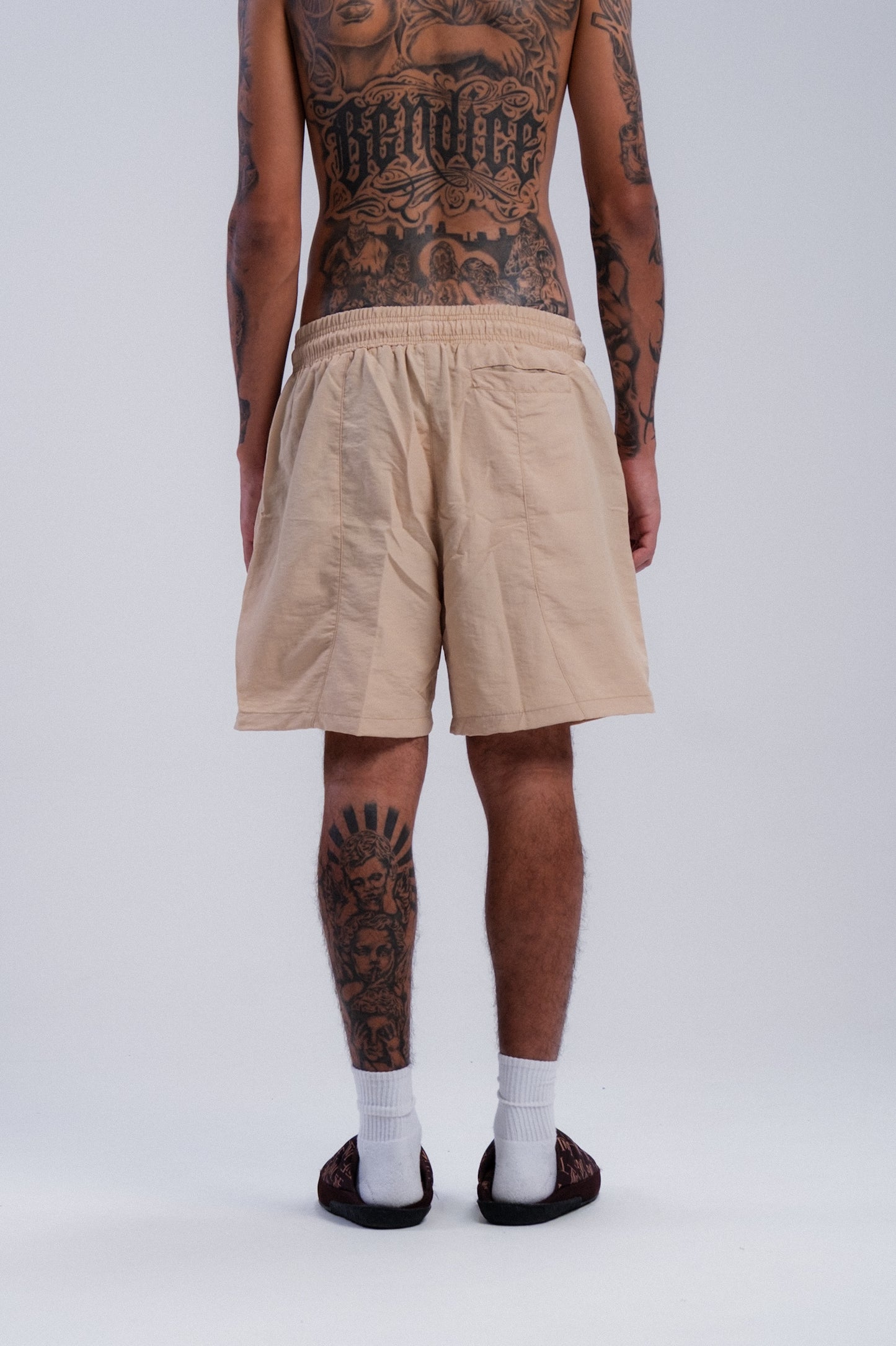 Bege Curto Shorts