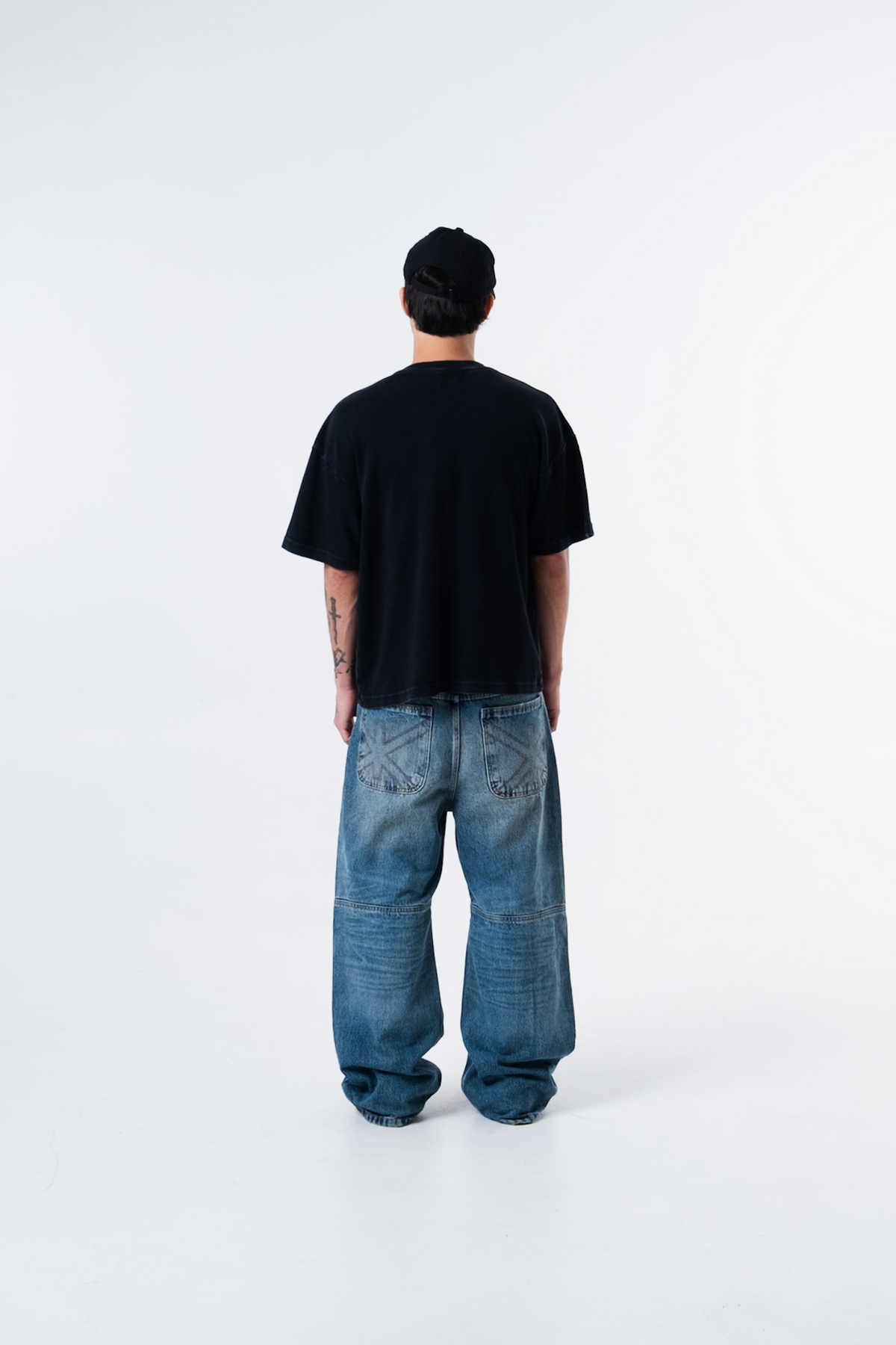 Escudo Gigante Heavy Tee