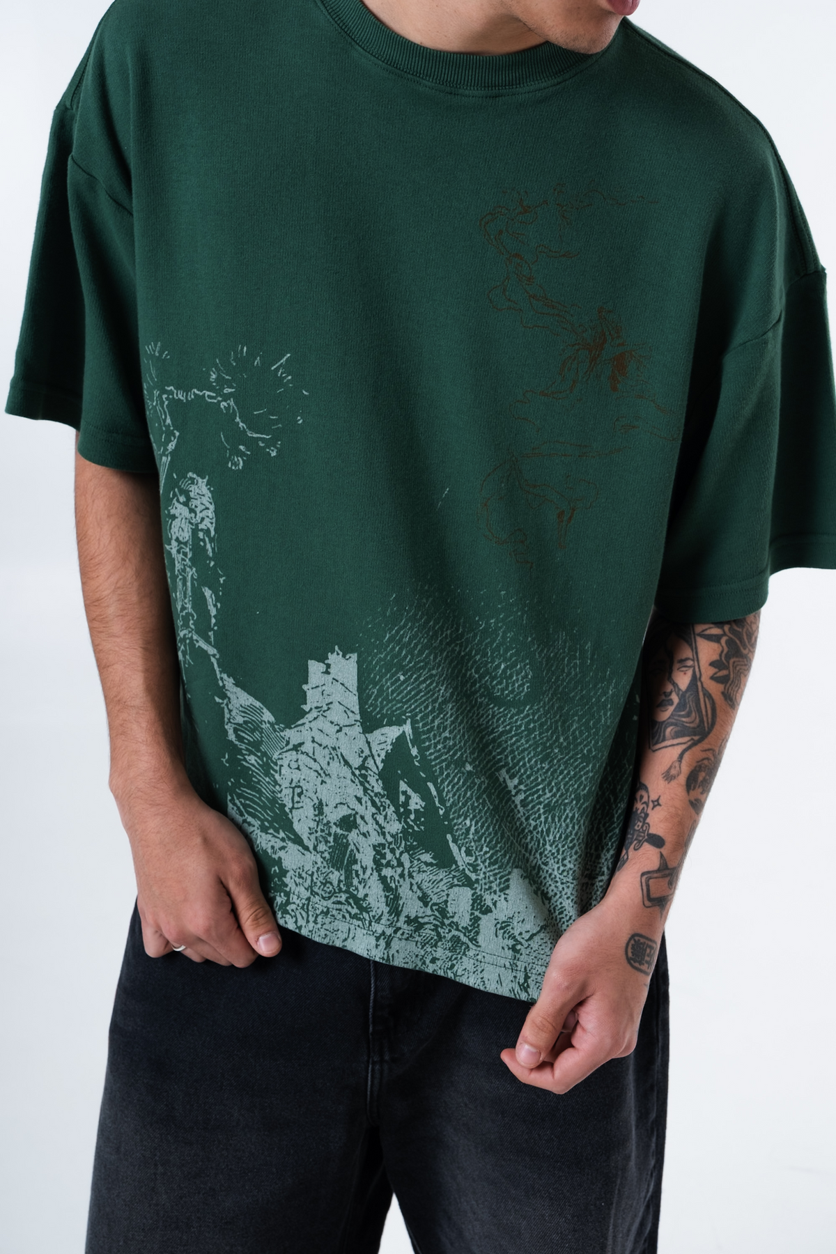 Casa Monstro Verde Heavy Tee
