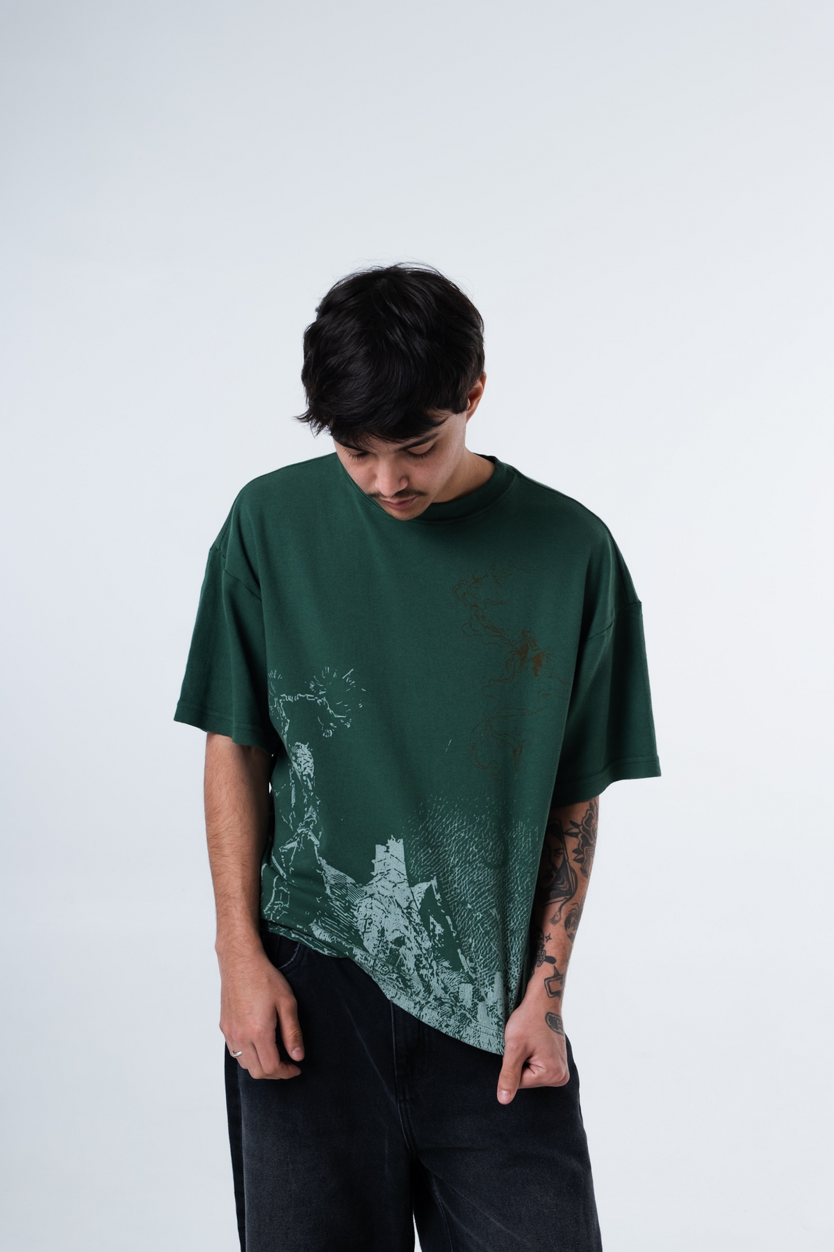 Casa Monstro Verde Heavy Tee