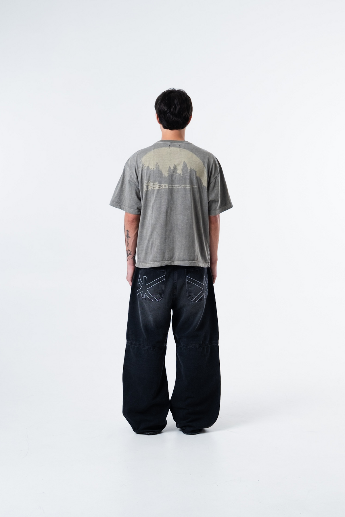 Lua 33 Classic Tee