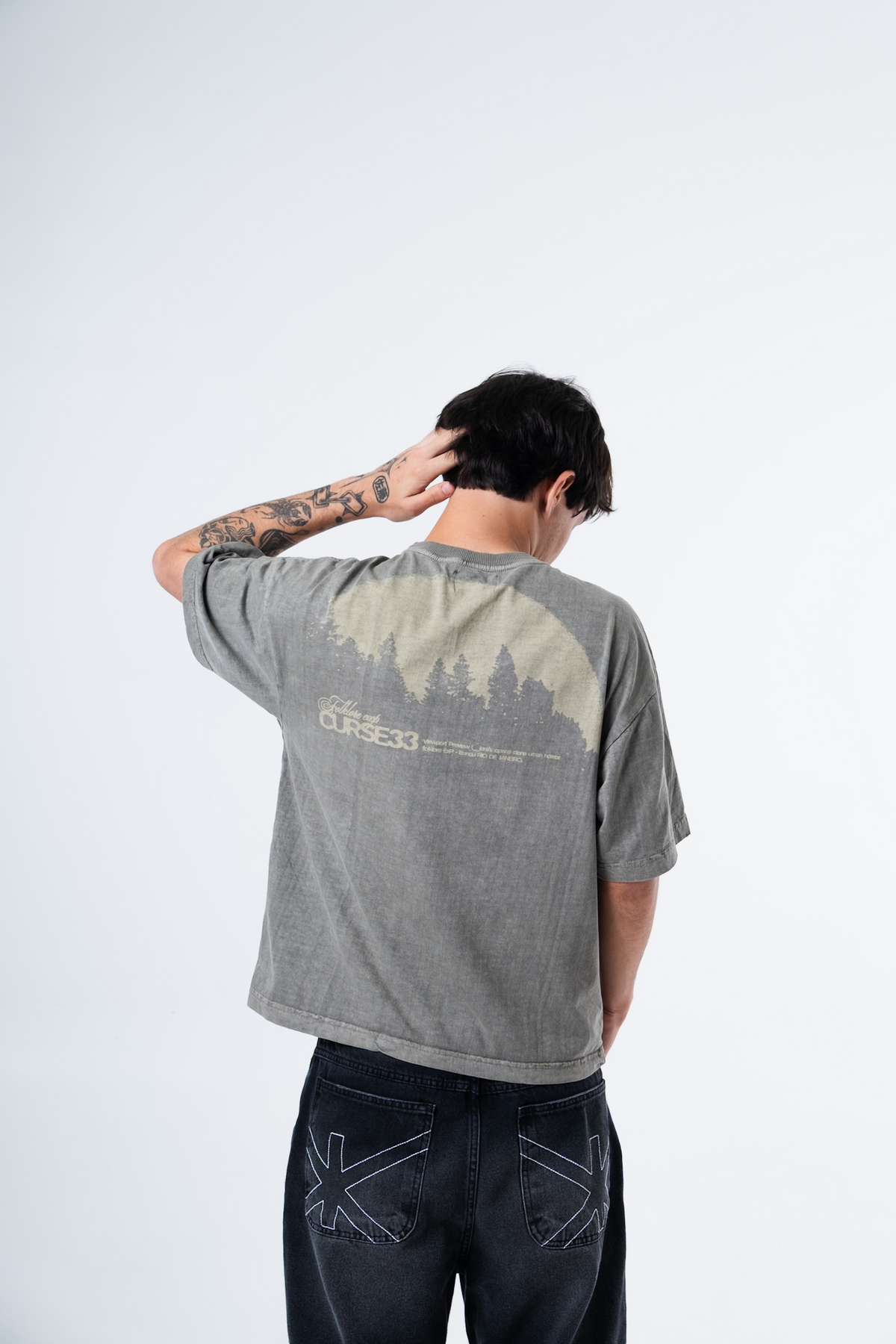 Lua 33 Classic Tee