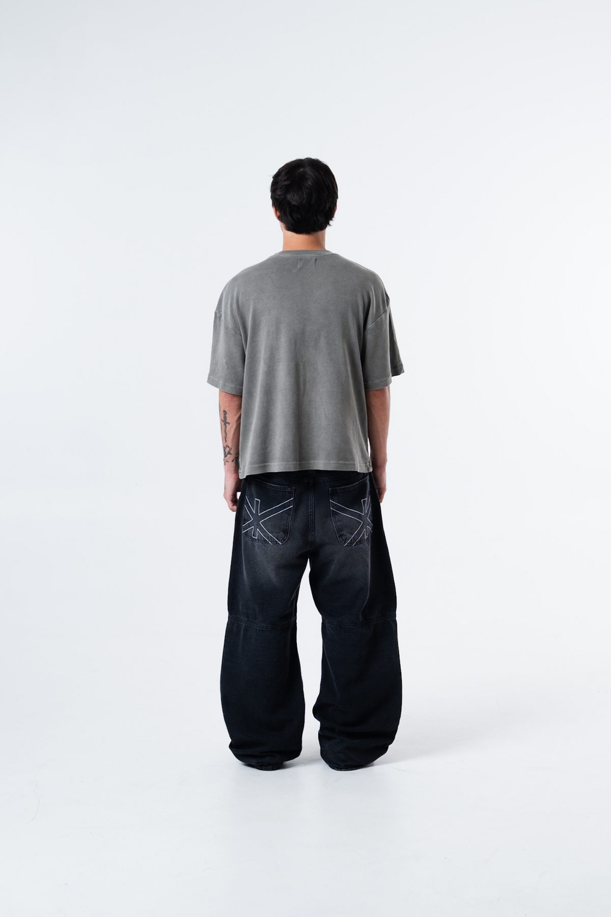 Cemitério Cinza Heavy Tee