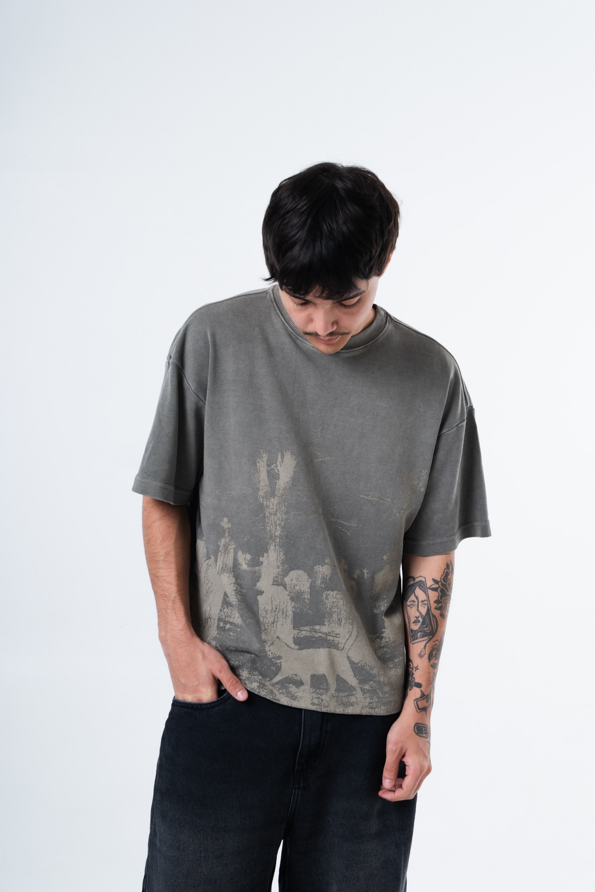 Cemitério Cinza Heavy Tee