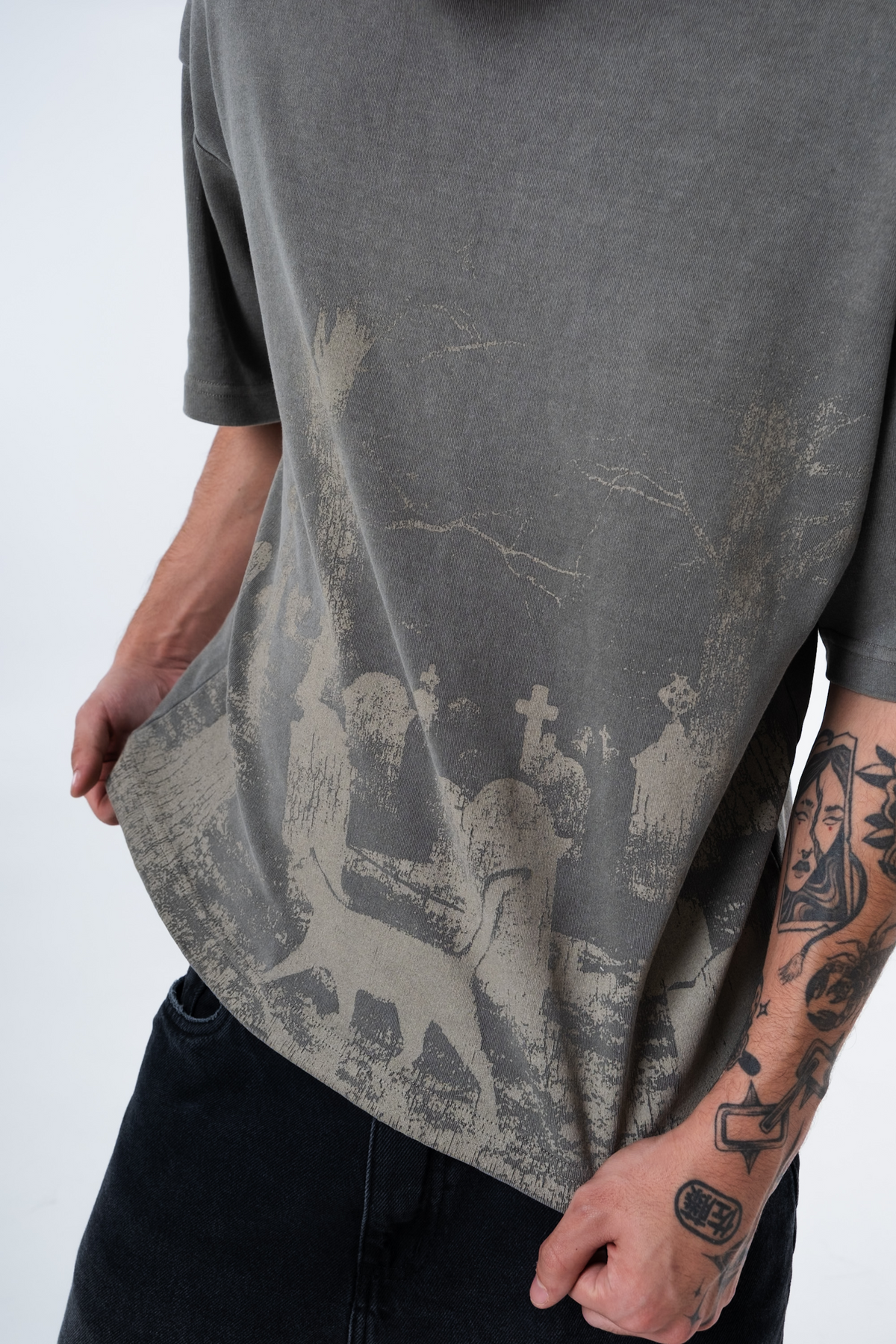Cemitério Cinza Heavy Tee
