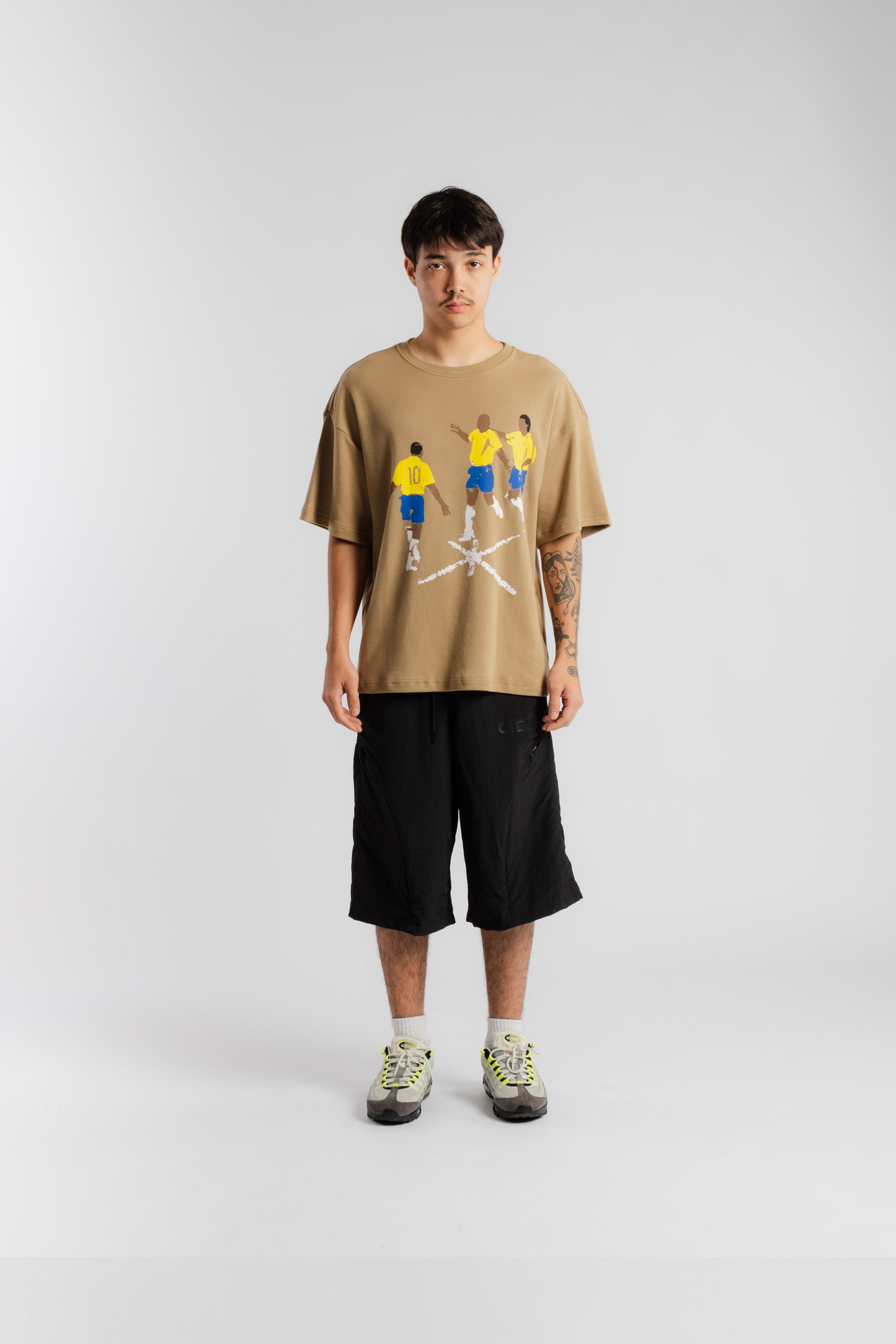 Trio Mágico Heavy Tee